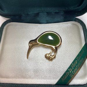 ARIKI NEPHRITE JADE KIWI PIN